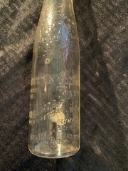 GARRETT & CO INC BOTTLE VIRGINIA DARE WINE BOTTLE NEW YORK GARRETT Embossed