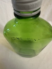 Vintage E & J Gallo Flavor-Guard One Pint Green Glass Liquor Bottle Cap