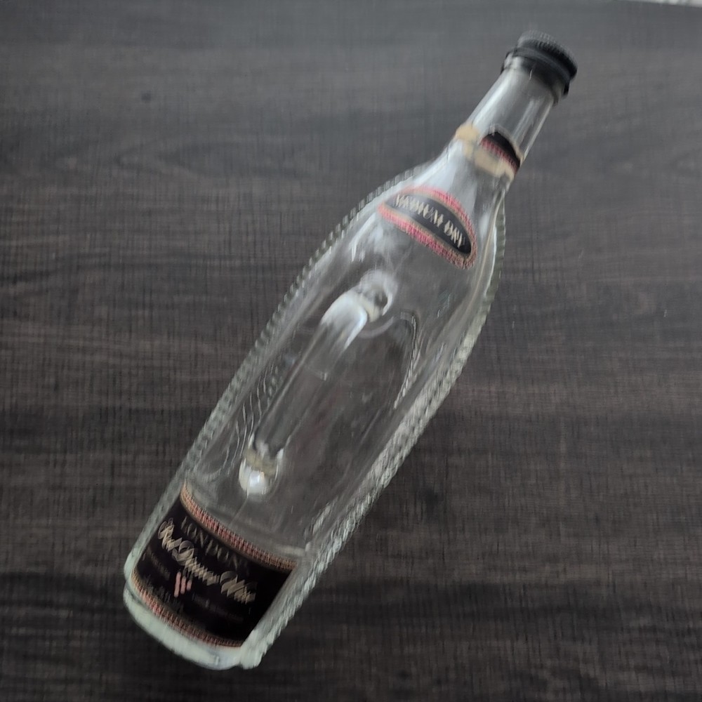 Vintage Canadian London – Red Dinner Wine Bottle with Handle – Ship Boat Shaped