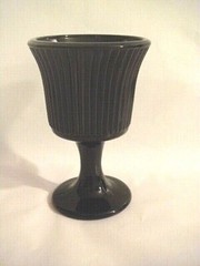 PITCH BLACK GLASS 4 1/8&Prime; RIBBED ROSE WINE GOBLET UNSIGNED VINTAGE 1940&rsquo;S- 1960&rsquo;S