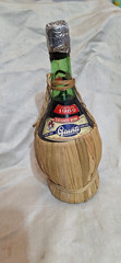 Vintage Giunti Chianti Wine Bottle Light Green Glass Italy Label ok. empty