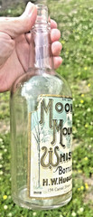 RARE ANTIQUE ORIGINAL  » MOON MOUNTAIN WHISKEY  » PAPER LABEL EMPTY BOTTLE ! NICE