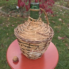Vintage Sangria Wine Demijohn Jug Wrapped in Wicker Rattan Straw 1 Gallon Spain