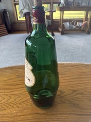 STUNNING-1972 COSTA DO SOLPortuguese Rose Half Gallon Green Wine Bottle W/ Cork