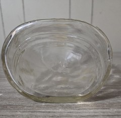 Embossed Grape Lattice Dixie Wine Co Richmond Va Early Glass Bottle One Quart
