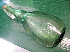 GREEN DEPOSITATO WINE BOTTLE DAMSEL HIPPED RIPPLE GLASS ROUND BOTTOM