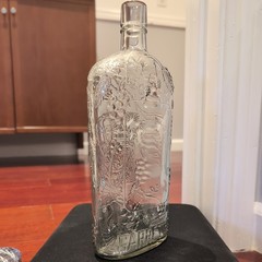 Vintage GARRETT’S American Wines Embossed Clear Glass Bottle 10.25 In. Flask