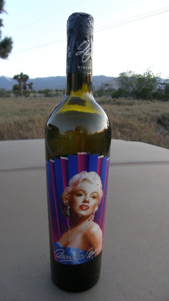 Marilyn Monroe EMPTY Wine Bottle 20th Vintage 2004 Marilyn Merlot