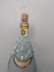 PESCEVINO Fish Shape 1985 Wine bottle Italy 13-1/4” tall with Cork & Label