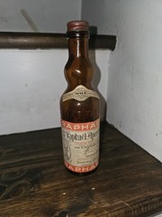 8&Prime; 1940&rsquo;s ST RAPHAEL Red APERITIF FRENCH WINE BOTTLE ST RAPHAËL APERITIF RARE