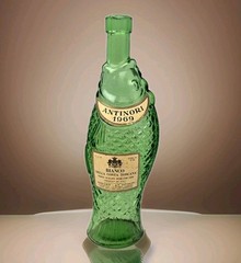 1969 Antinori Bianco Green Glass Fish Wine Bottle Della Costa Toscana Italy 10&Prime;