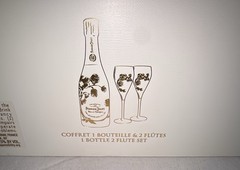 PERRIER-JOUET BELLE EPOQUE CHAMPAGNE GIFT BOX Empty Bottle 2 Flutes 2004