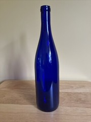 Cobalt Blue Glass Wine Bottle — 750 ml.