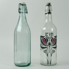 Art Nouveau Le Vin Wine Bottle Set Ceramic Topper Glass Pair 12.5” Bar Decor