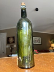 1953 GRAND VIN DE CHATEAU LATOUR VINTAGE EMPTY BOTTLE WITH CORK