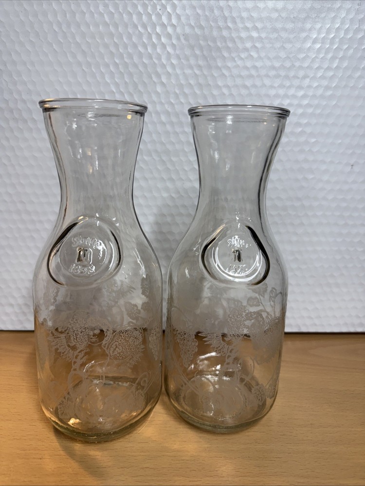 2 Vintage Angel Paul Mason 1 Liter Since 1852 Glass Wine Decanters