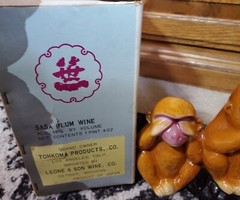 FANTASTIC 1970 No Evil Wise Monkey Trio Sasa Plum Wine Ceramic Decanter with Ori