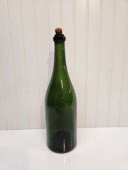 VTG Owen&rsquo;s Illinois Dark Green Heavy Glass Wine Bottle Markings w/ Cork 16&Prime; Tall