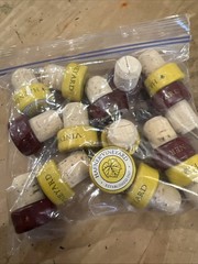 HAFNER Alexander Valley Winery Wine Stoppers Lot Red Yellow