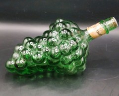 Mid-Century Italian Chianti Grape Bottle | Emerald Green Glass