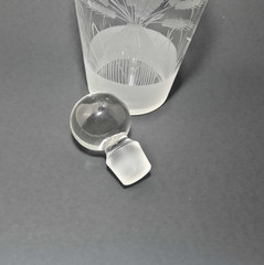 Vintage Etched Crystal Glass Bottle Wine Decamter