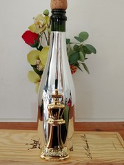 Le Chemin du Roi – Brut Champagne 750ml EMPTY BOTTLE And Wooden Box.