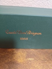 Vintage 1988 Cuvee&rsquo; Dom Perignon Champagne Empty Box w/ orig. Booklet