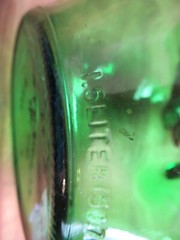 VTG 1.5 LITER GREEN GLASS WORLD WINE 1976 BOTTLE – W/POUR SPOUT