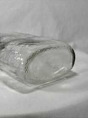 VTG Half Gallon Garretts American Wine CLR Glass Bottle Embossed Grapes 10&Prime; Tall