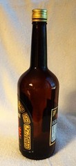 Vintage, Lejon Vin Kafe Grape Wine, Brown Glass Bottle with Cap, 4/5 QT, Empty