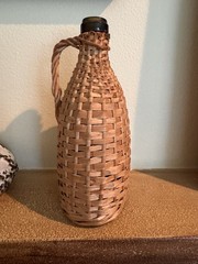 Vintage 8.5” Wicker Wrapped Brown Glass Wine Liquor Bottle Willow Basket