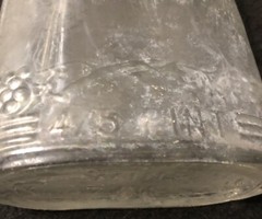 antique frisco wine co a36 4/5 pint bottle