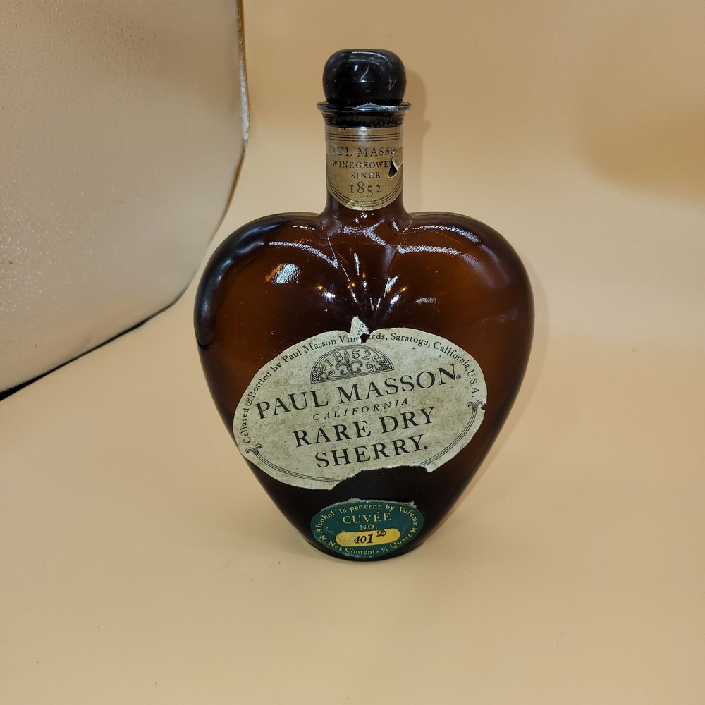Vintage Wine Bottle PAUL MASSON RARE FLOR SHERRY Curve’e 101F. Saratoga CA