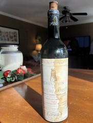 1953 GRAND VIN DE CHATEAU LATOUR VINTAGE EMPTY BOTTLE WITH CORK