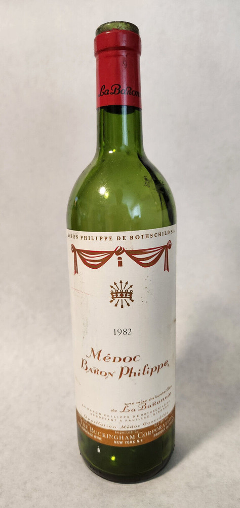 Vintage Rare – 1982 – Medoc Baron Philippe – Collectible Empty Wine Bottle