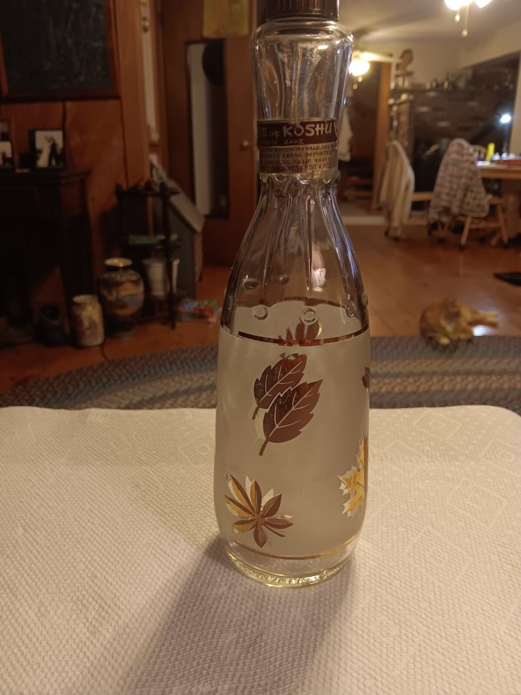 frosted gold leaf sake bottle. 280