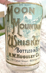 RARE ANTIQUE ORIGINAL  » MOON MOUNTAIN WHISKEY  » PAPER LABEL EMPTY BOTTLE ! NICE