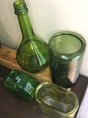 VTG GREEN GLASS EMBOSSED VASE EC BRODY CAPE MAY BITTER CATHEDRAL 15 BOTTLE LOT