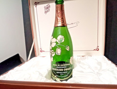 Vintage 1978 Perrier Jouet Fleur De Champagne 750ml Bottle in Original Box