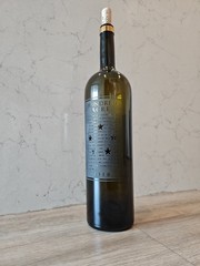 Hundred Acre 2018. 1.5 Liters Few & Far. Empty w Cork. Napa V Stained 54 of 390