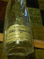 LONDON White Dinner Wine [Ontario Canada] GLASS BOTTLE Decanter w/ Paper Label