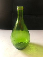 Vintage Gallo Flavor-Guard Green Glass Bottle Raised Grape Cluster Half Gallon