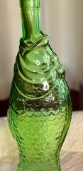 GREEN FISH KOI SHAPED ITALIAN WINE BOTTLE, 1970&rsquo;s DECANTER, 13.5&Prime;, BEAUTIFUL VTG