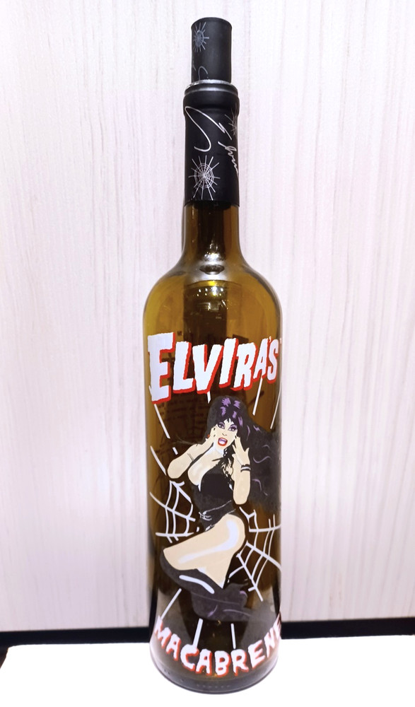 ELVIRA MACABRENET Empty WINE BOTTLE! Cabernet Sauvignon MISTRESS DARK Halloween