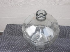 VINTAGE 5 GALLON WINE -WATER BOTTLE -JUG 22 x 10 in HEAVY EMBOSSED GLASS -XX 8 A