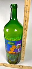 Rare Garfield Engraved 1995 Hogue Cellars Merlot magnum wine bottle