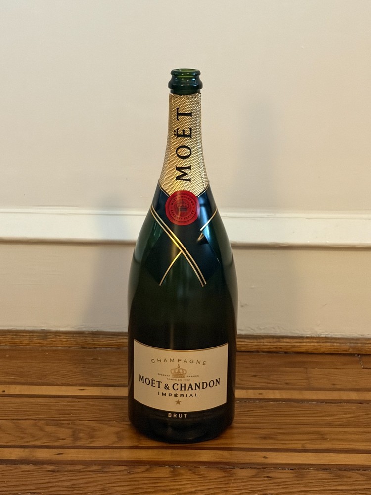 EMPTY Moët & Chandon Champagne Bottle 1.5L Magnum No Cork