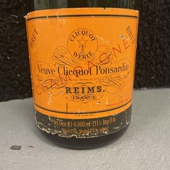VEUVE CLICQUOT PONSARDIN 24&Prime; CHAMPAGNE BRUT DUMMY DISPLAY SPECIMEN EMPTY BOTTLE