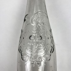 Garrett & Co Virginia Dare American Wine Bottle Clear Glass 1 5/8 Pints No