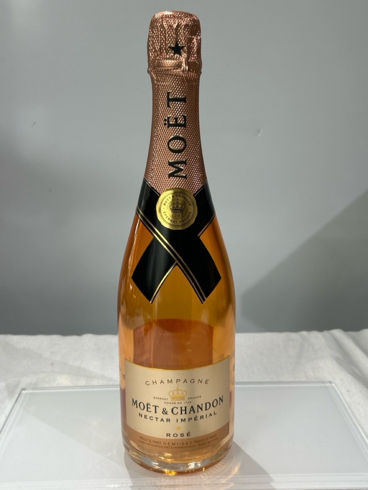 Moët & Chandon Nectar Impérial Rosé Factice Display Bottle – 750ml D (NJL029473)